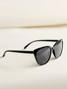 Cat Eye Flat Lens Sunglasses